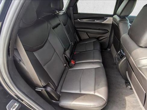 Used 2021 Cadillac XT5 Premium Luxury image 19
