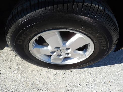 Used 2012 Ford Escape XLT image 13