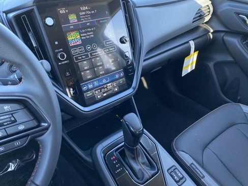 New 2025 Subaru Crosstrek 2.5i Limited w/ Crosstrek Mirror Package image 15