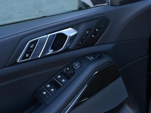 New 2026 BMW X5 M60i image 25