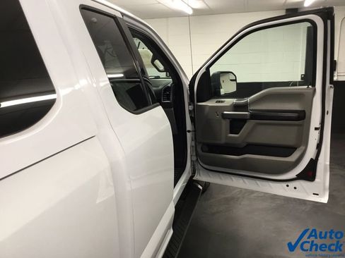 Used 2018 Ford F150 XLT w/ Equipment Group 302A Luxury image 41