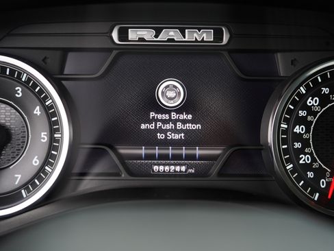 Used 2020 RAM 1500 Laramie image 33