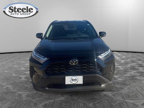 Used 2025 Toyota RAV4 XLE image 8