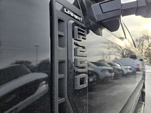 New 2026 Ford F250 Lariat w/ Black Appearance Package image 28