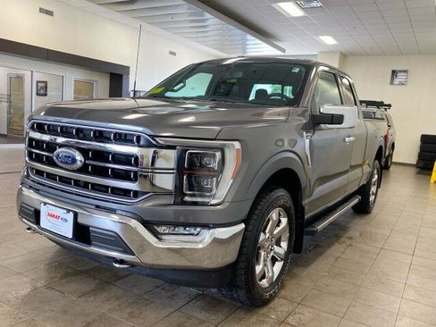Used 2021 Ford F150 Lariat w/ Equipment Group 502A High AWD/4WD image 4