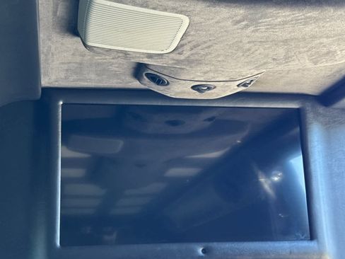 Used 2016 Mercedes-Benz Sprinter 2500 image 17