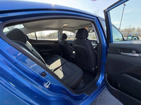 Used 2017 Hyundai Elantra Value Edition image 16