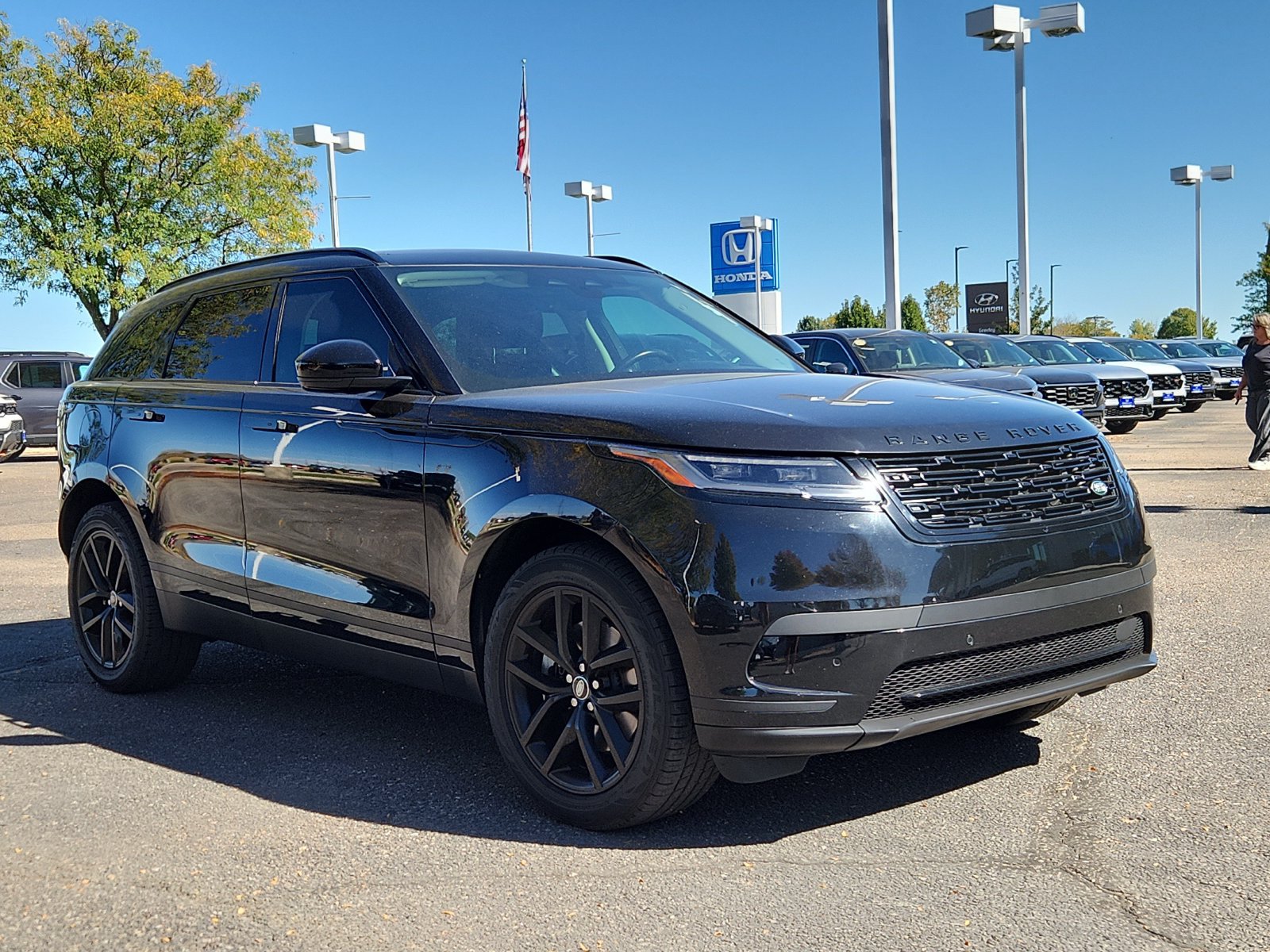 Used 2024 Land Rover Range Rover Velar S AWD/4WD image 7