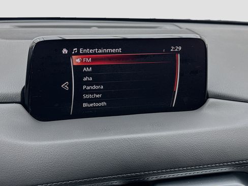 Used 2019 MAZDA CX-5 Touring image 11