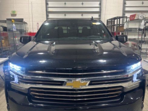 Used 2021 Chevrolet Silverado 1500 High Country w/ Technology Package image 1