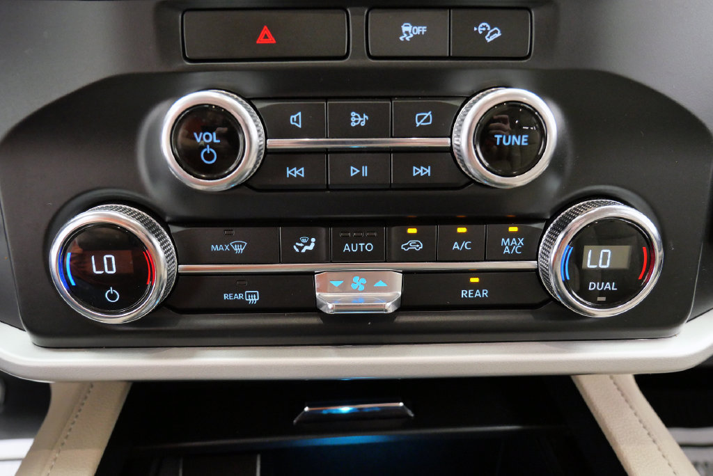 Used 2022 Ford Expedition XLT AWD/4WD image 29