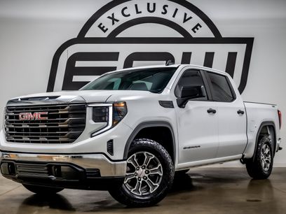Used 2025 GMC Sierra 1500 Pro w/ Pro Value Package