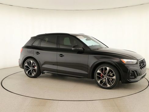 Certified 2022 Audi SQ5 Prestige w/ Prestige Package AWD/4WD image 9