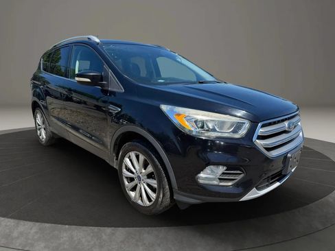 Used 2017 Ford Escape Titanium AWD/4WD image 3