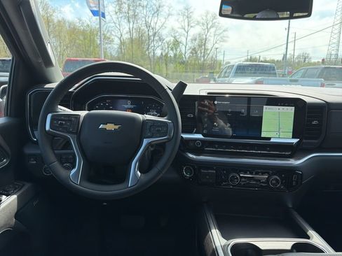 New 2026 Chevrolet Silverado 3500 LTZ w/ LTZ Convenience Package AWD/4WD image 23