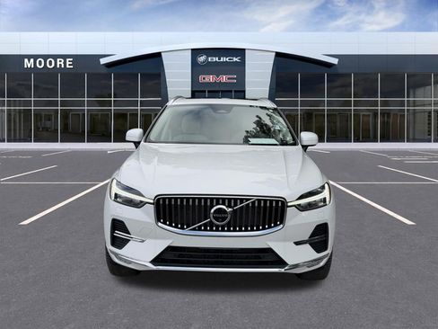 Used 2023 Volvo XC60 B5 Ultimate w/ Climate Package AWD/4WD image 3