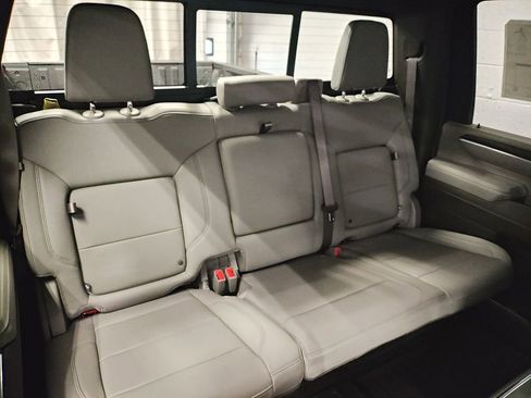 New 2026 GMC Sierra 2500 SLT w/ SLT Premium Package image 11