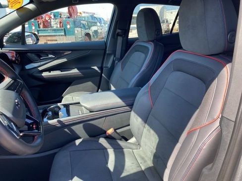 Used 2025 Chevrolet Blazer EV RS AWD/4WD image 15