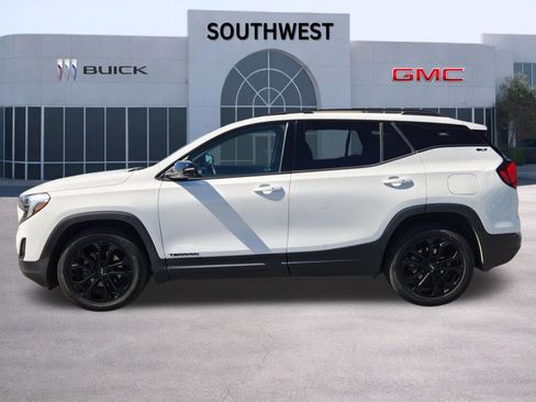 Used 2020 GMC Terrain SLT w/ Preferred Package image 3