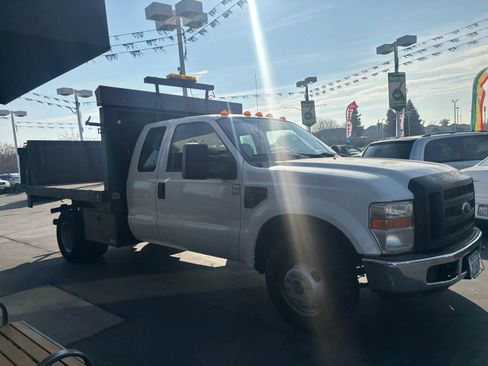 Used 2008 Ford F350 162 W.B. 4D image 3