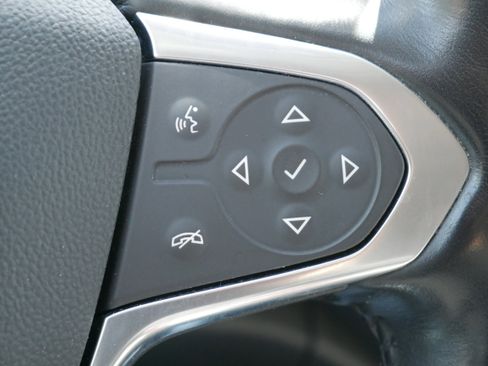 Certified 2020 Chevrolet Traverse LT w/ Driver Confidence II Package image 25