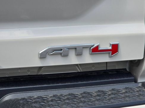 New 2026 GMC Canyon AT4 w/ Technology Plus Package AWD/4WD image 32