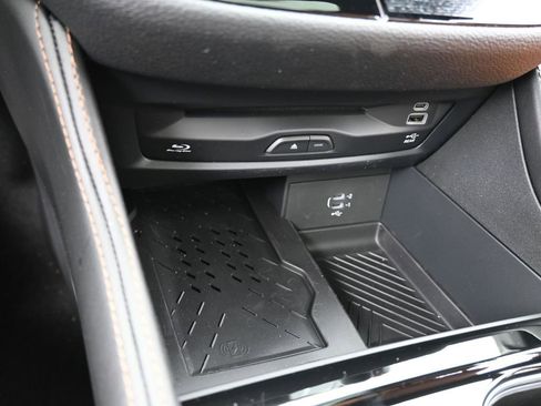 New 2026 Chrysler Pacifica Pinnacle image 21