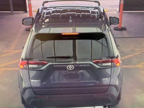 Used 2023 Toyota RAV4 XLE Premium FWD image 12