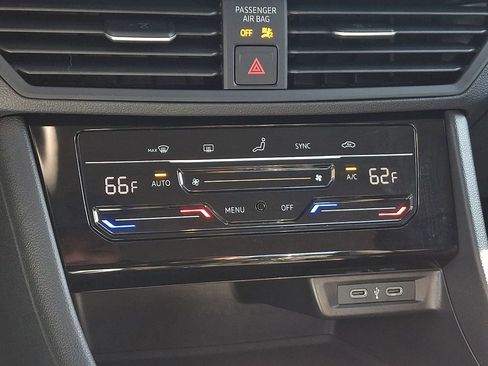 Certified 2025 Volkswagen Jetta S image 15