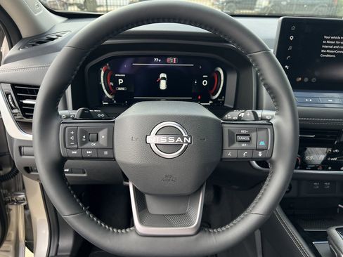 New 2026 Nissan Rogue Platinum w/ Platinum Premium Package image 9