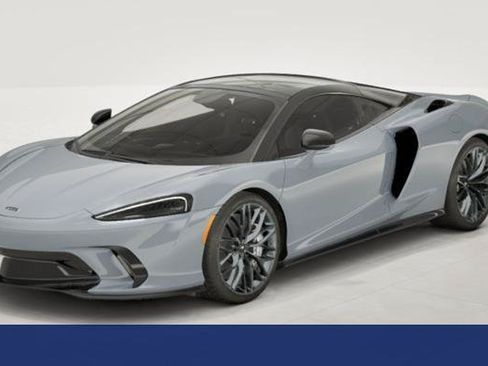 Used 2022 McLaren GT RWD image 1