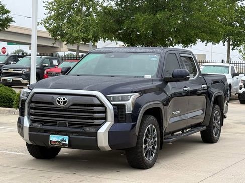 Used 2025 Toyota Tundra Limited AWD/4WD image 7