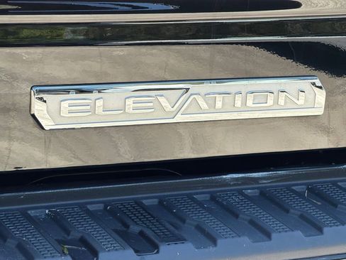 Used 2024 GMC Sierra 1500 Elevation AWD/4WD image 10