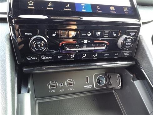 New 2022 Jeep Grand Cherokee Trailhawk w/ Advanced Protech Group II image 25