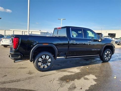 New 2026 GMC Sierra 2500 Denali w/ Denali Reserve Package image 2