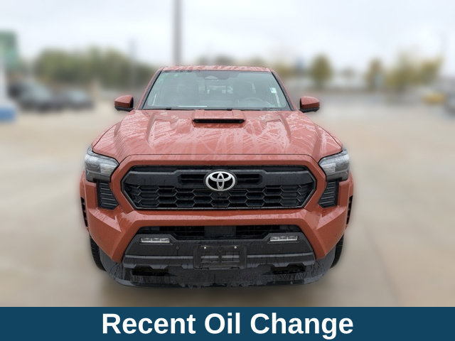 Used 2025 Toyota Tacoma TRD Sport w/ TRD Sport Premium Package AWD/4WD image 3