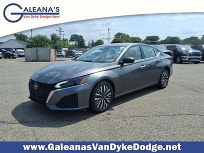 Used 2024 Nissan Altima 2.5 SV