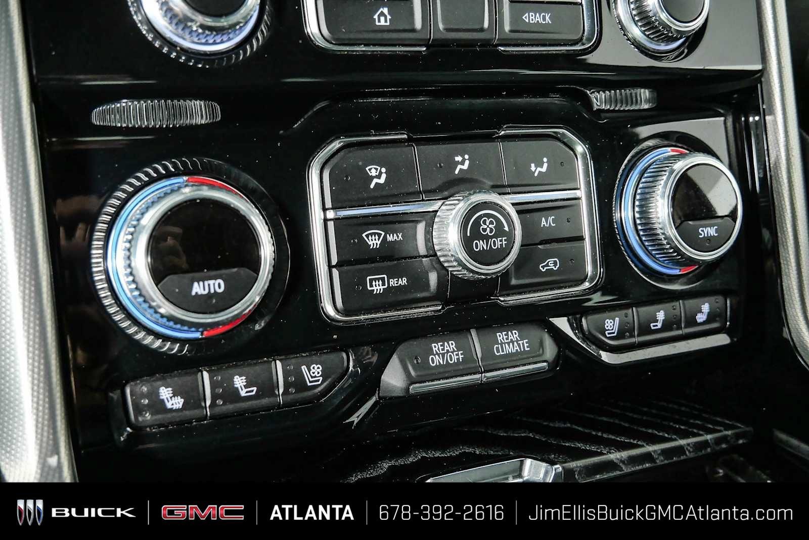 Certified 2023 GMC Yukon Denali AWD/4WD image 16