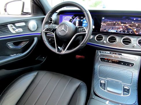 Used 2021 Mercedes-Benz E 350 4MATIC Sedan w/ Premium Package image 18