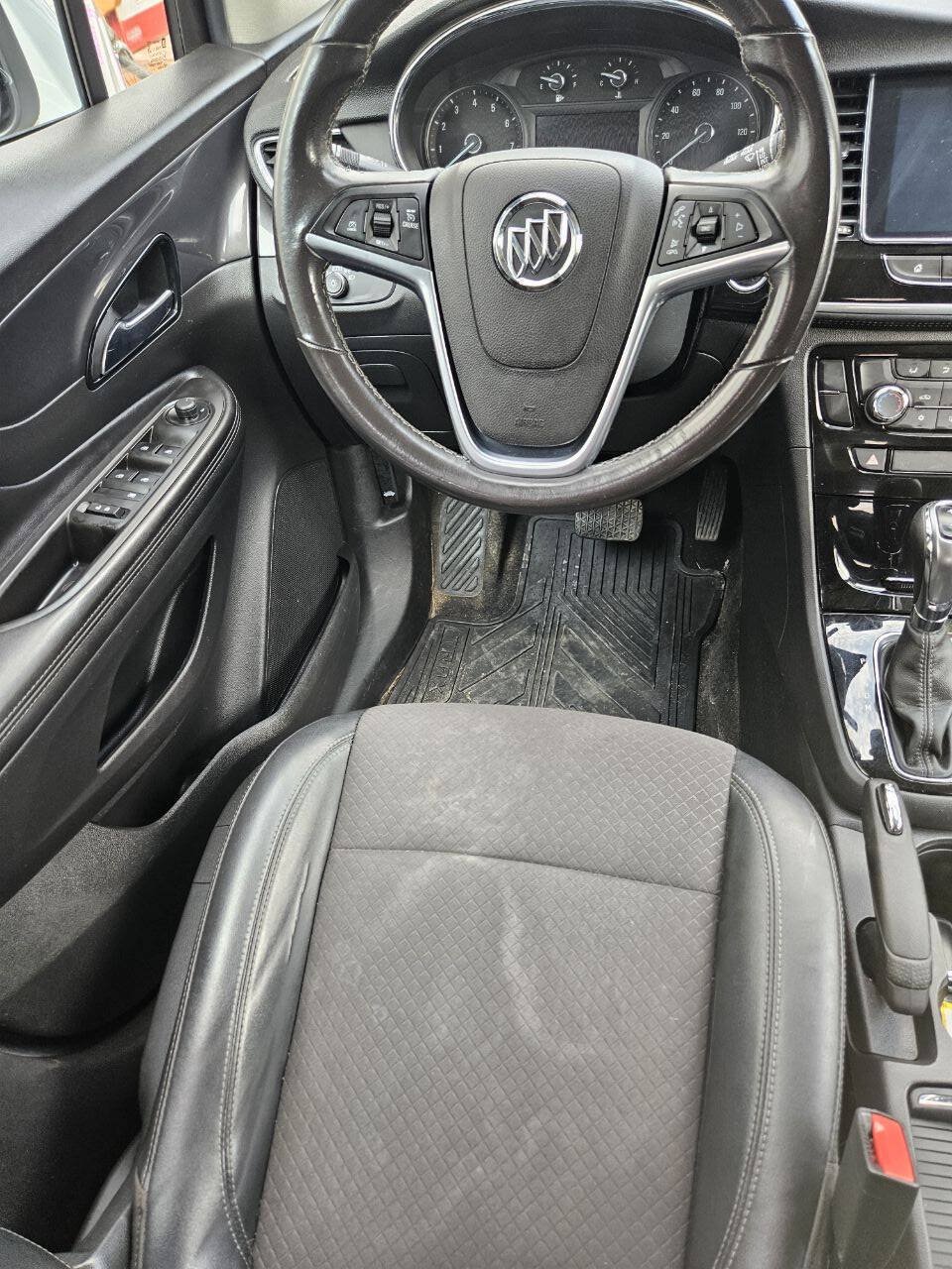 Used 2020 Buick Encore Preferred AWD/4WD image 10