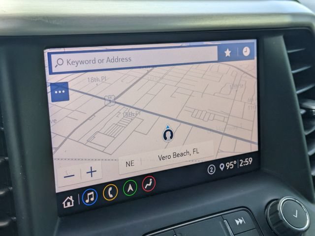Used 2020 GMC Acadia SLT w/ Driver Alert Package II FWD image 28