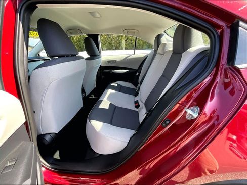 Used 2023 Toyota Corolla LE image 15