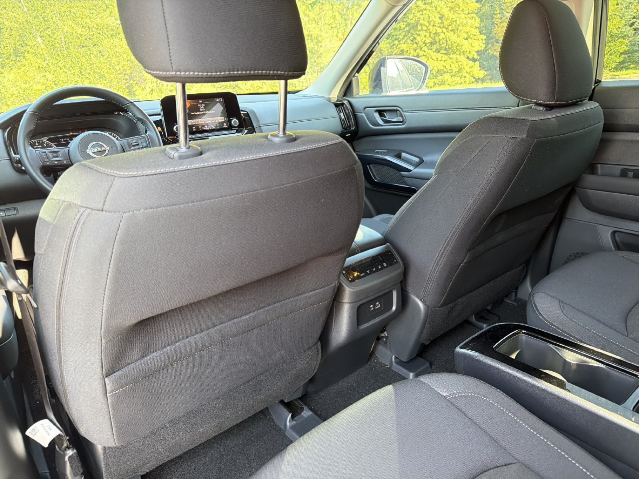 Certified 2025 Nissan Pathfinder SV w/ SV Premium Package FWD image 20