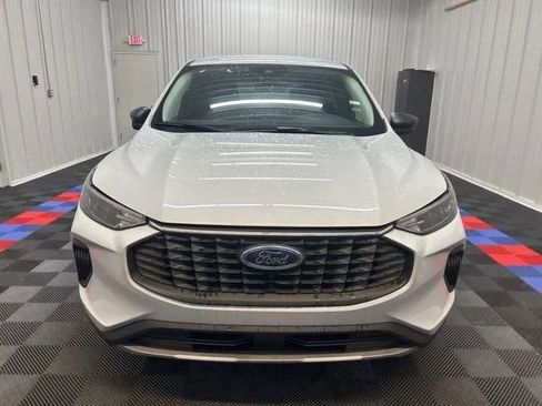 Used 2025 Ford Escape Active FWD image 7