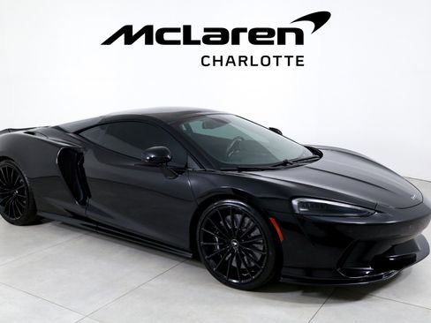 Used 2023 McLaren GT image 2