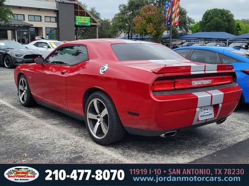 Used 2012 Dodge Challenger SRT8 RWD image 2