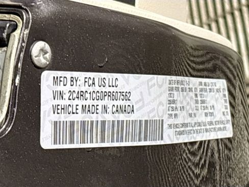 Used 2023 Chrysler Voyager LX FWD image 23