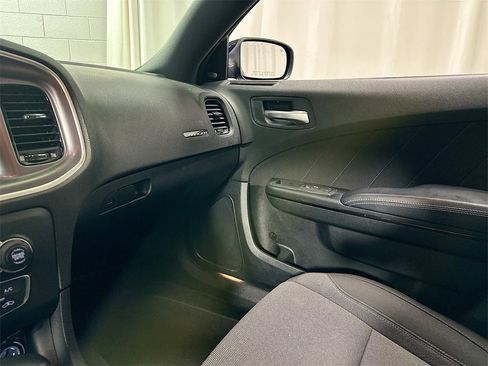 Used 2022 Dodge Charger SXT w/ Blacktop Package image 23