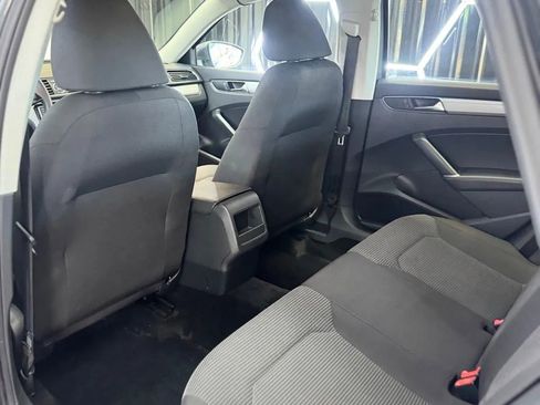 Used 2016 Volkswagen Passat 1.8T S image 43