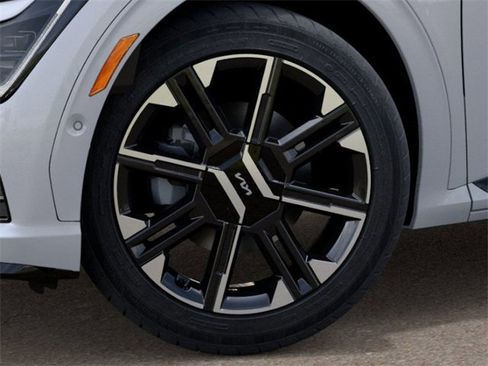 New 2025 Kia EV6 GT-Line image 9